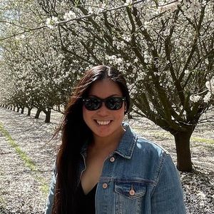 Meet your Posher, Megan